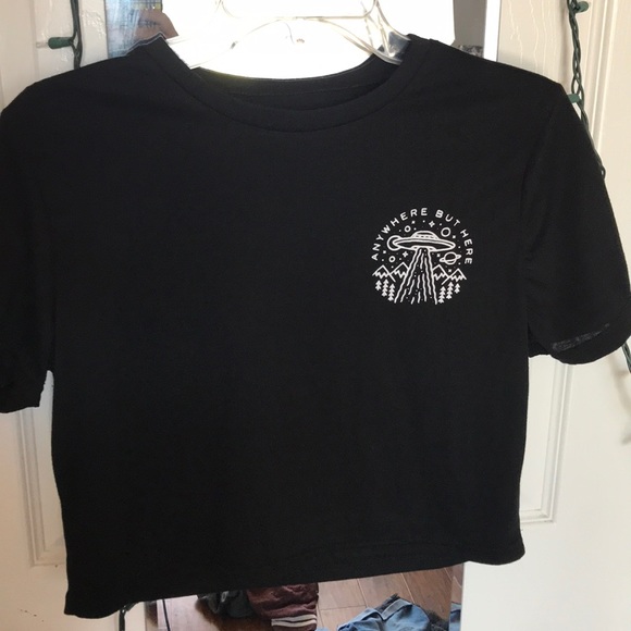 Black “anywhere but here” crop top - Picture 1 of 2